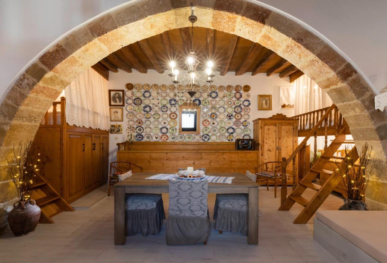 "Finio" Traditional House Lejlighed Archangelos  Eksteriør billede